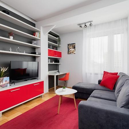 Lagiewniki Sanctuary One Bedroom Apartment By Renters Красков Екстериор снимка
