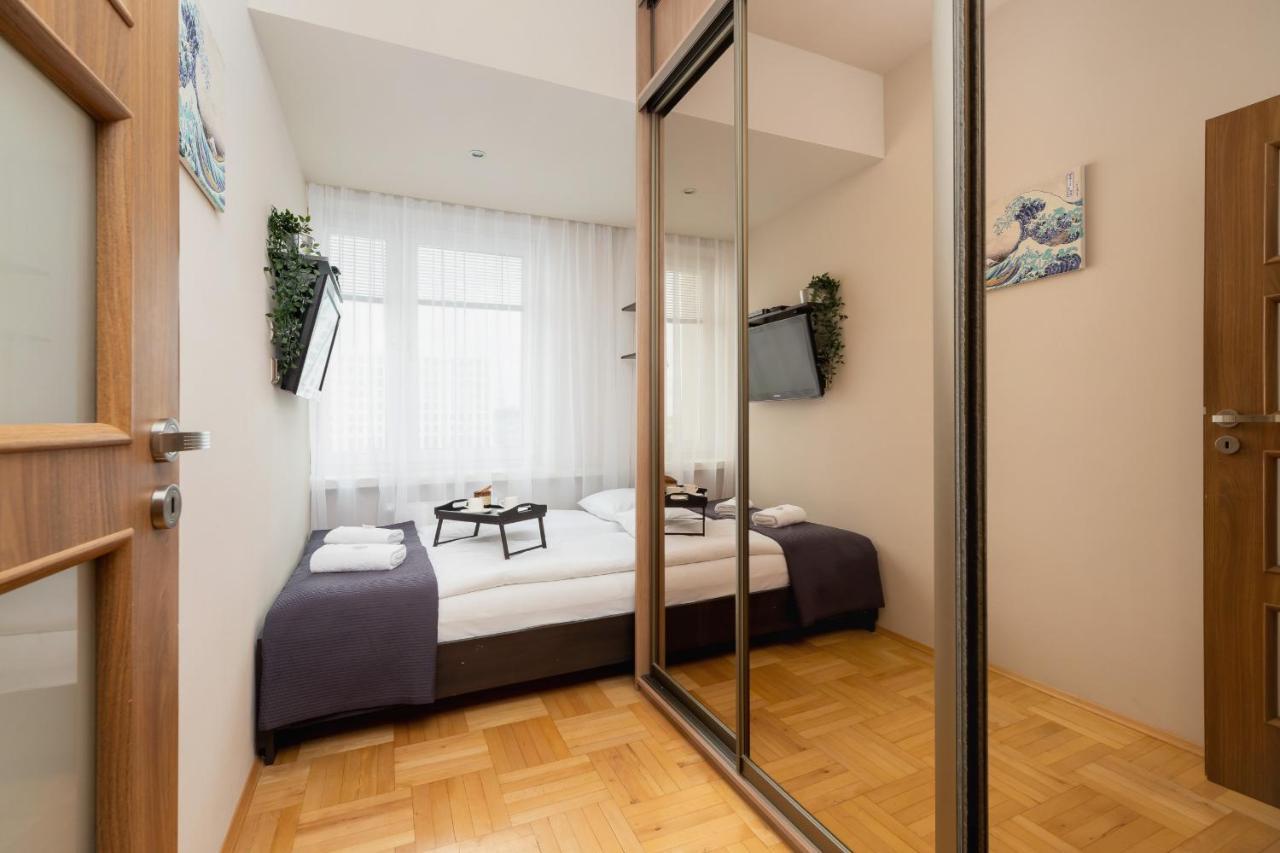 Lagiewniki Sanctuary One Bedroom Apartment By Renters Красков Екстериор снимка